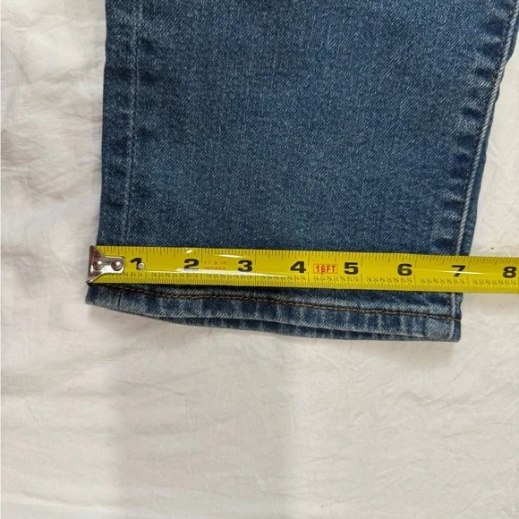 LEVI STRAUSS Classic Blue Denim Jeans - Picture 9 of 12